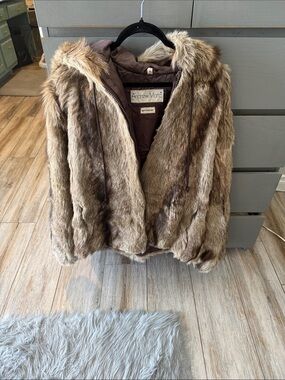 Vintage Andrew Marc Brown Fur Hooded Teddy Jacket